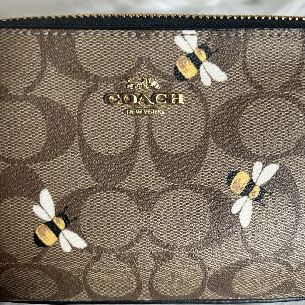Coach Nolita 19 Signature Canvas Honey Bee Print Wristlet Brown Black Bag - Picture 4 of 9